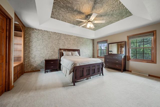 1388 GRAYSTONE COURT, De Pere, WI 54115