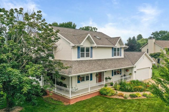 1388 GRAYSTONE COURT, De Pere, WI 54115