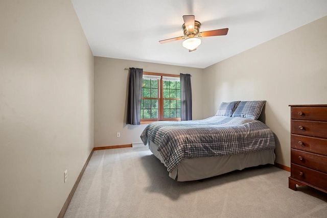 1388 GRAYSTONE COURT, De Pere, WI 54115