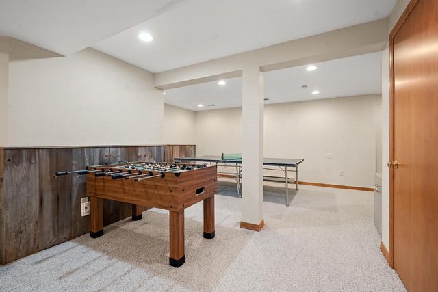 1388 GRAYSTONE COURT, De Pere, WI 54115
