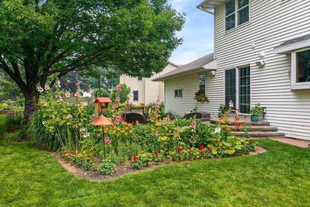 1388 GRAYSTONE COURT, De Pere, WI 54115