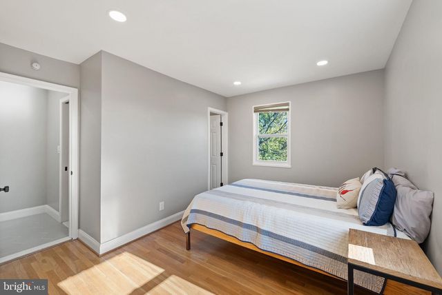4717 7TH ST NE, Washington, DC 20017