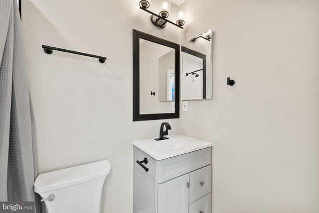 4717 7TH ST NE, Washington, DC 20017