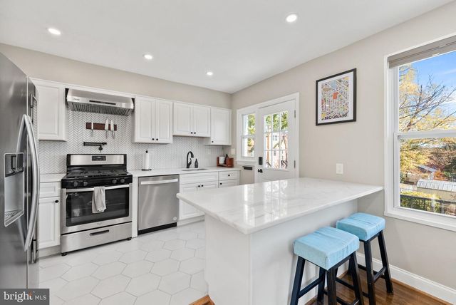 4717 7TH ST NE, Washington, DC 20017