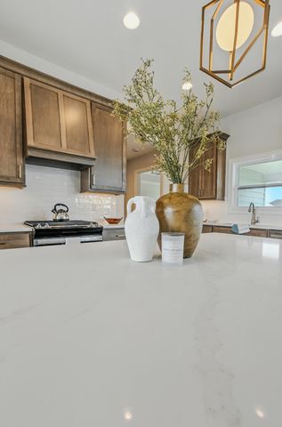 4725 STAYTON FERRY CIR, Columbia, MO 65201