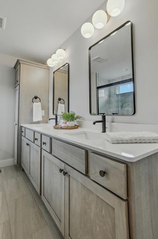 4725 STAYTON FERRY CIR, Columbia, MO 65201