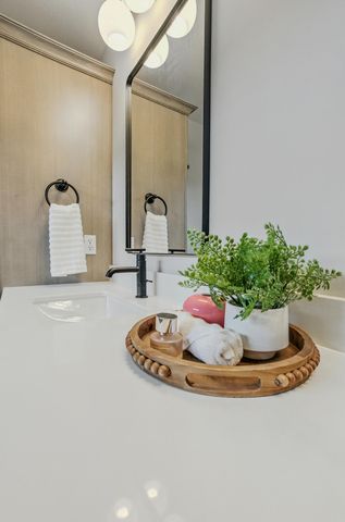 4725 STAYTON FERRY CIR, Columbia, MO 65201