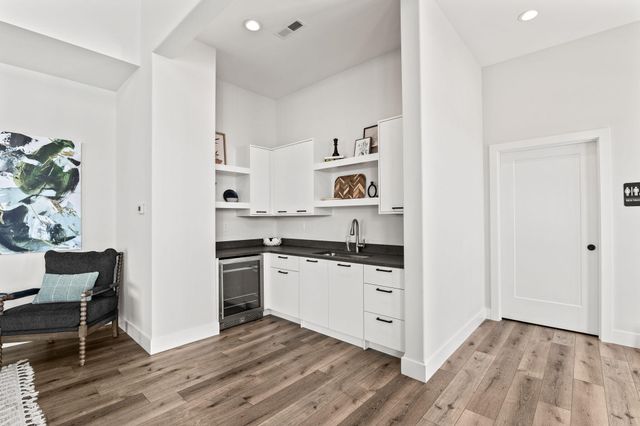 4725 STAYTON FERRY CIR, Columbia, MO 65201