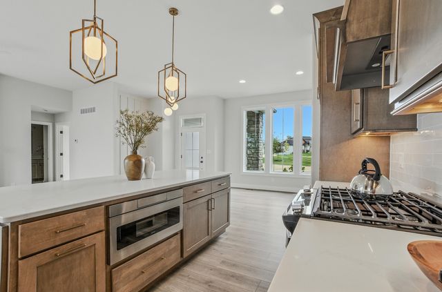 4725 STAYTON FERRY CIR, Columbia, MO 65201