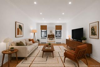 225 W 25th Street 5K, New York (manhattan), NY 10001