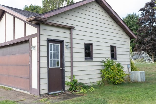 708 Novak Lane, Big Rapids, MI 49307