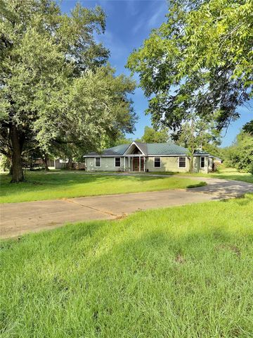 14 Live Oak Trail, Cypress, TX 77429