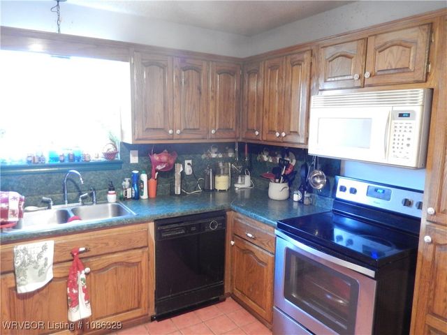 1152 Helton Lane, Booneville, AR 72927