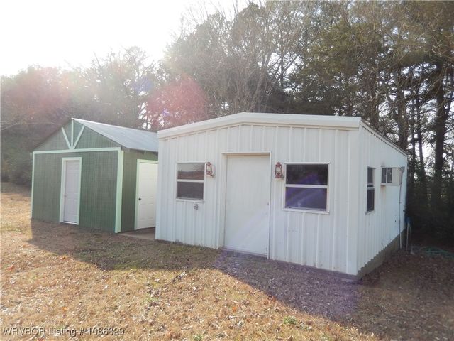 1152 Helton Lane, Booneville, AR 72927