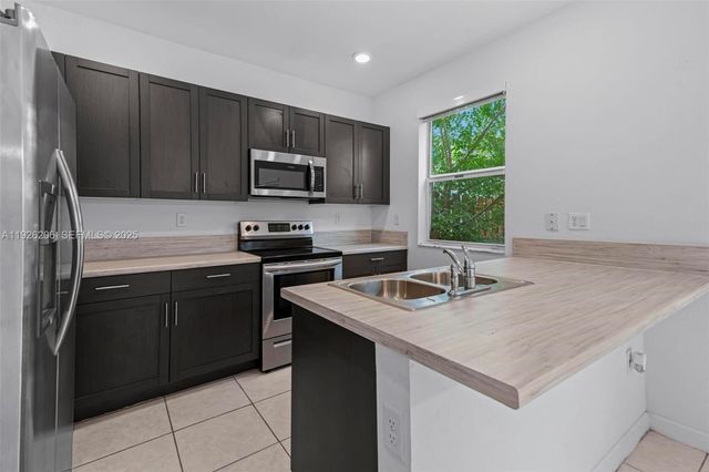 2652 SE 13th St 0, Homestead, FL 33035