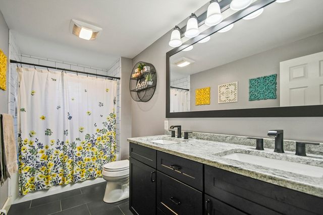 293 Harrington Way, Worcester, MA 01604