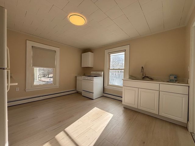 71 W Wyoming Ave 4, Melrose, MA 02176