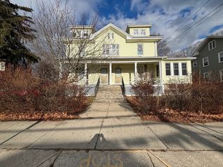 71 W Wyoming Ave 4, Melrose, MA 02176
