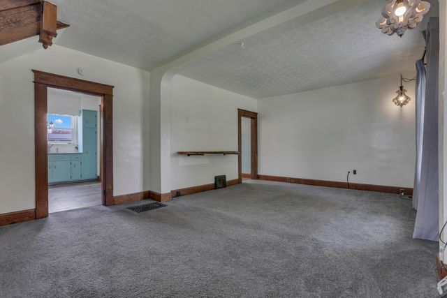 522 S Main Street, New Lexington, OH 43764