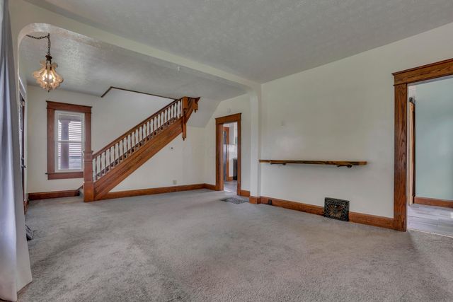 522 S Main Street, New Lexington, OH 43764