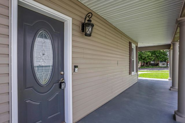 522 S Main Street, New Lexington, OH 43764