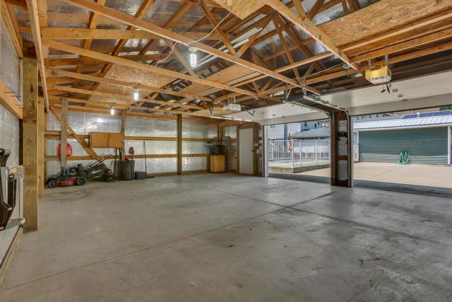 522 S Main Street, New Lexington, OH 43764