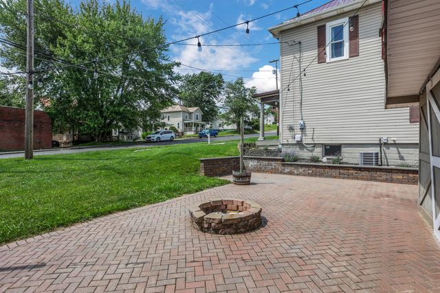 522 S Main Street, New Lexington, OH 43764