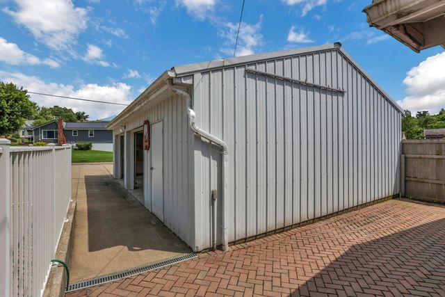522 S Main Street, New Lexington, OH 43764