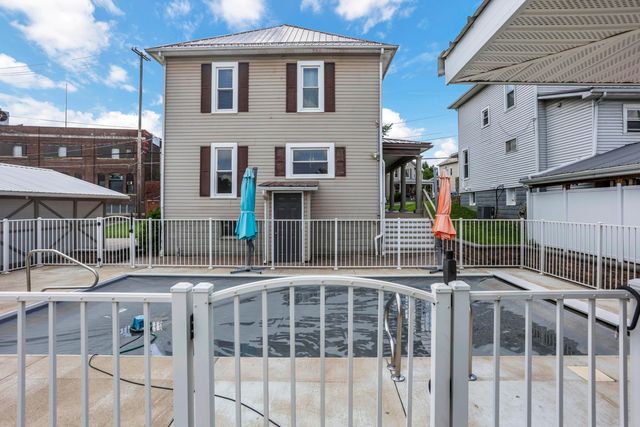 522 S Main Street, New Lexington, OH 43764