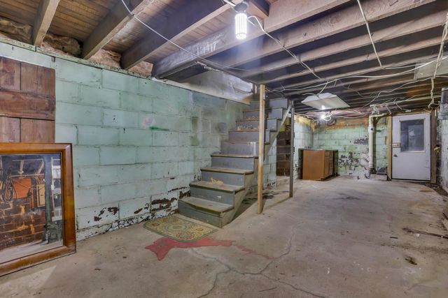 522 S Main Street, New Lexington, OH 43764