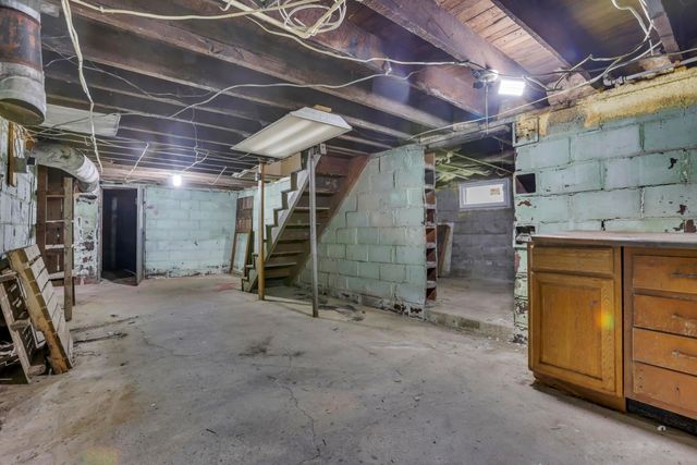 522 S Main Street, New Lexington, OH 43764