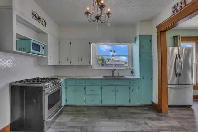 522 S Main Street, New Lexington, OH 43764