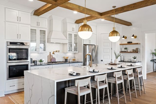 5088 Fairhaven Cir, Thompsons Station, TN 37179