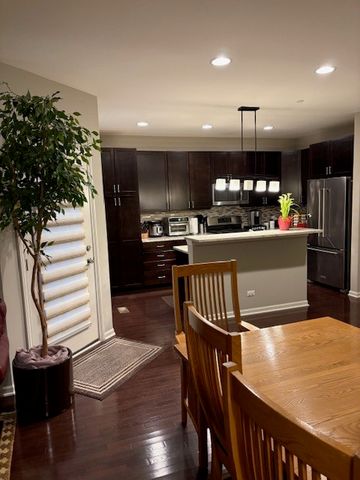 1998 Shermer Road, Glenview, IL 60026