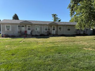 220 S Walnut Street, Atlanta, IN 46031