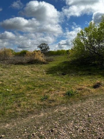 3507 Oil Field Road, Bellville, TX 77418