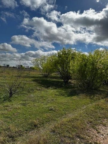 3507 Oil Field Road, Bellville, TX 77418