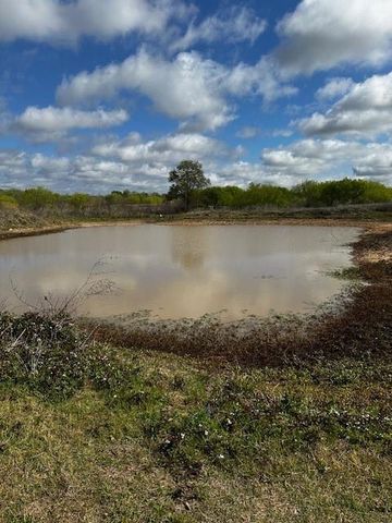 3507 Oil Field Road, Bellville, TX 77418