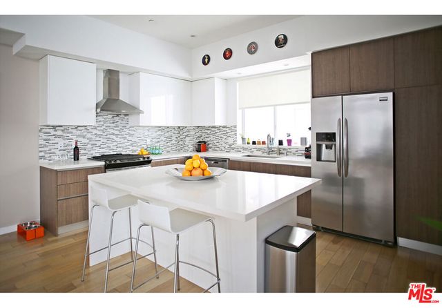 1211 N Garbo Lane, Los Angeles, CA 90038