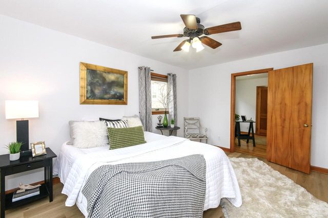 2615 Denton AVENUE, Saint Francis, WI 53235