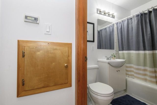 2615 Denton AVENUE, Saint Francis, WI 53235