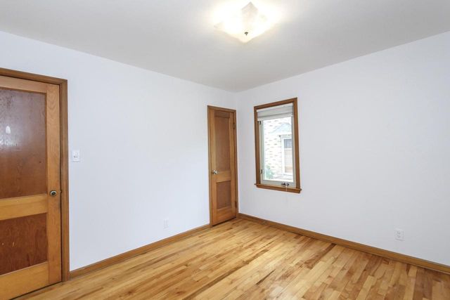 2615 Denton AVENUE, Saint Francis, WI 53235