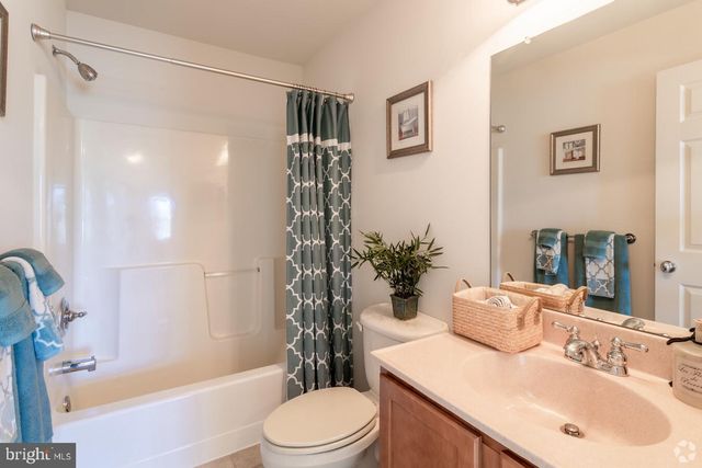 1103 GUAVA COURT, Perkasie, PA 18944