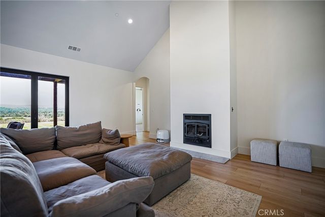 5564 Meagan Lane, Burson, CA 95225