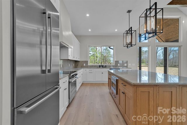 144 Golden Pasture Drive, Fletcher, NC 28732