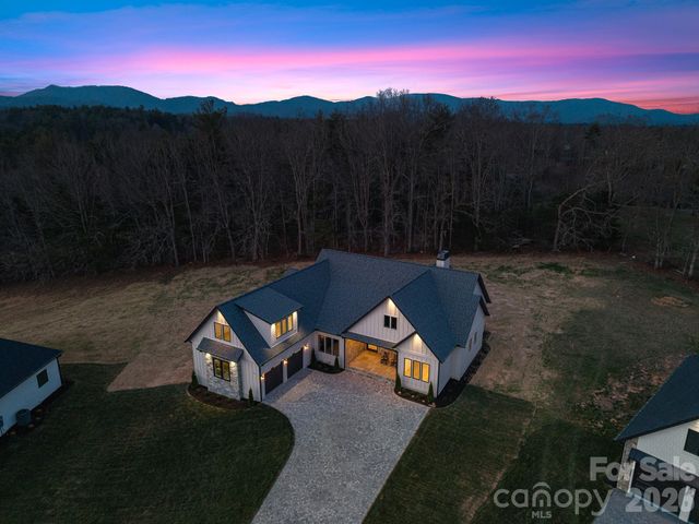 144 Golden Pasture Drive, Fletcher, NC 28732