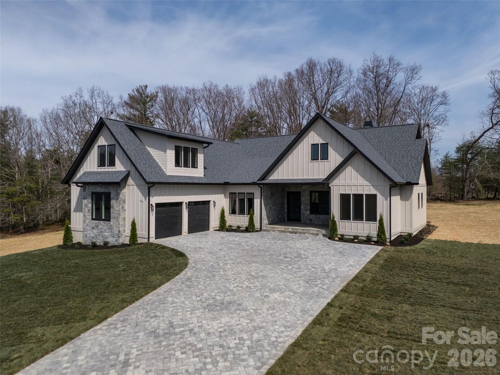 144 Golden Pasture Drive, Fletcher, NC 28732