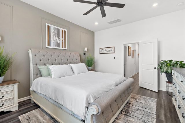 641 Royal Arch Drive, Conroe, TX 77304