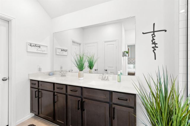 641 Royal Arch Drive, Conroe, TX 77304