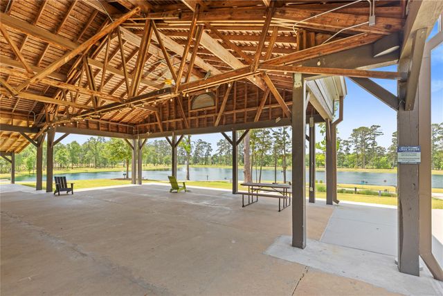 641 Royal Arch Drive, Conroe, TX 77304